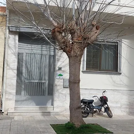 Yianni's Home-comfort In Apartment Volos